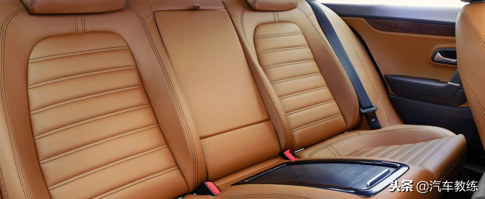 汽车真皮座椅套好还是套布好,车上真皮座椅有必要套座套吗