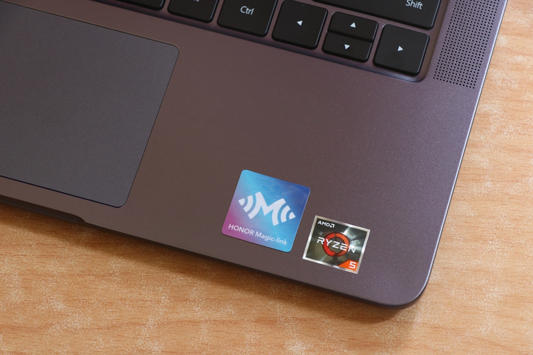 光荣2019magicbook和magicbookpro,光荣magicbook142050续航