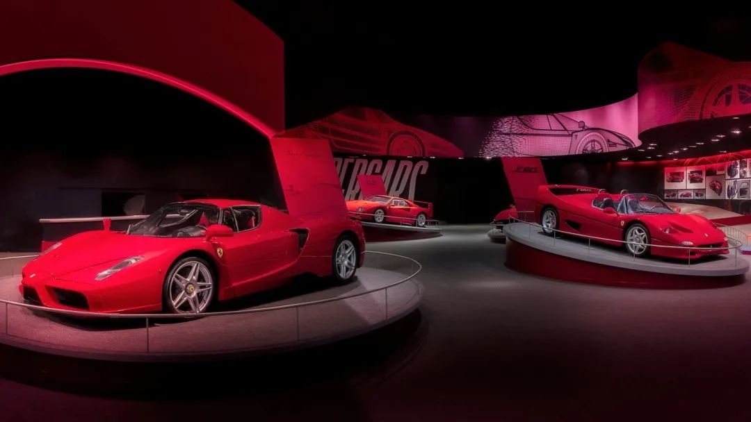 法拉利进军时装界2023年,法拉利高端奢侈品
