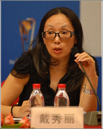 中国女老板身价,足坛最漂亮的女老板