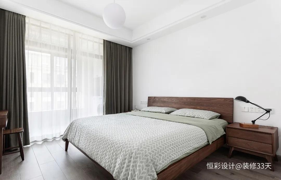 明清家具在现代家庭摆放,原木色古代家具摆放