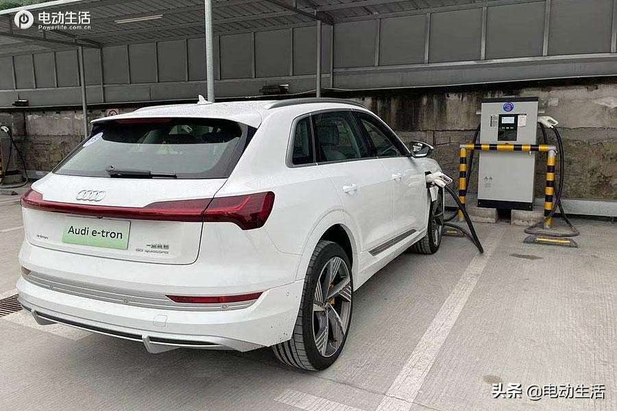 璇曢┚濂ヨ开q2le-tron,濂ヨ开q4e-tron璇曢┚