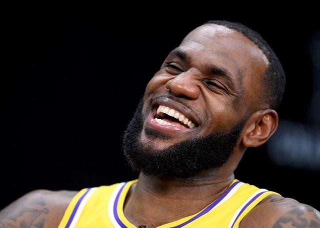 詹姆斯只有这5个纪录是空前绝后,盘点詹姆斯做过最离谱的6件事下