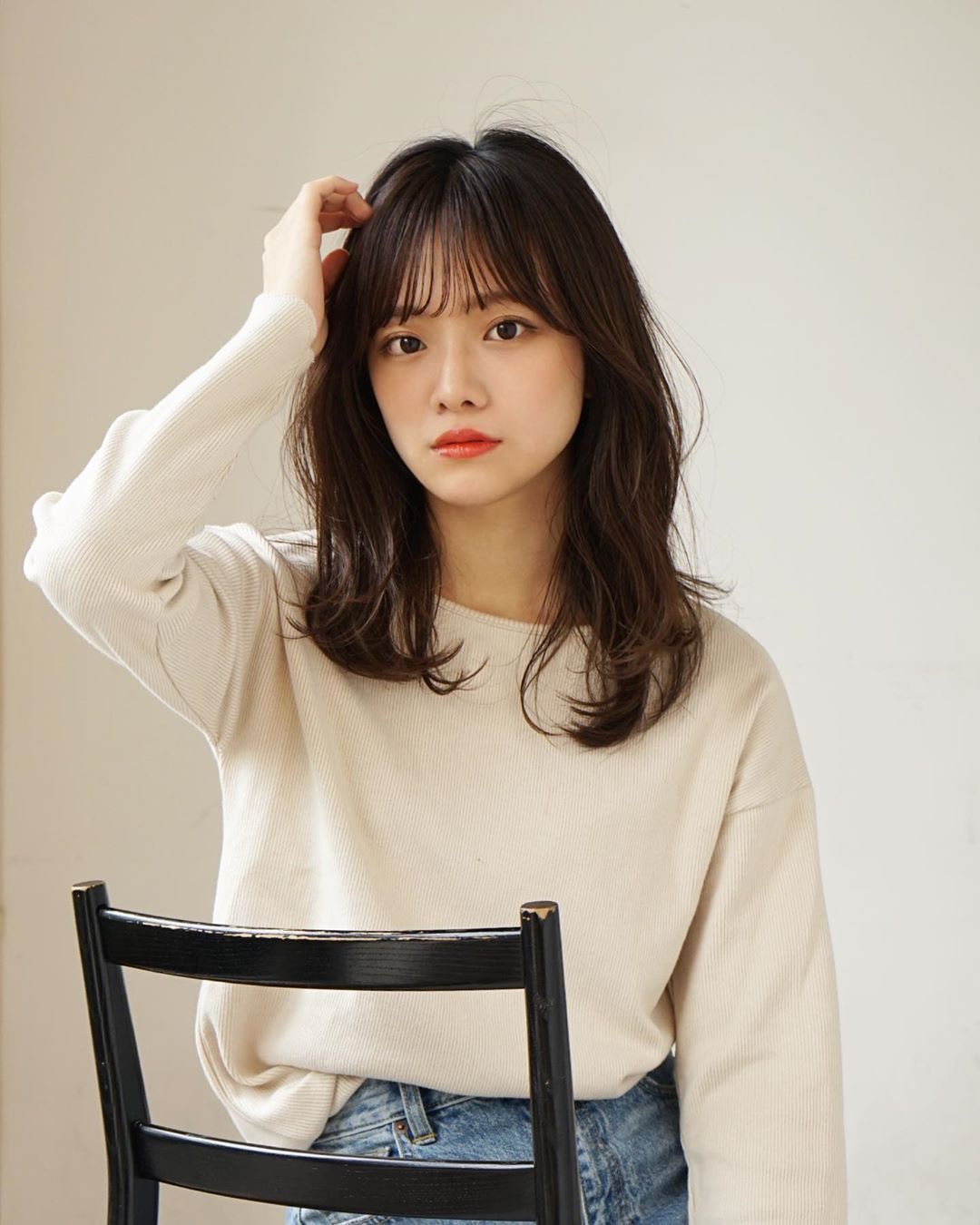 2020最火发型卷发侧颜刘海,2020年流行的日系发型图片