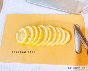 夏日开胃餐百香果柠檬蜂蜜茶,百香果柠檬茶承包你一整个夏天