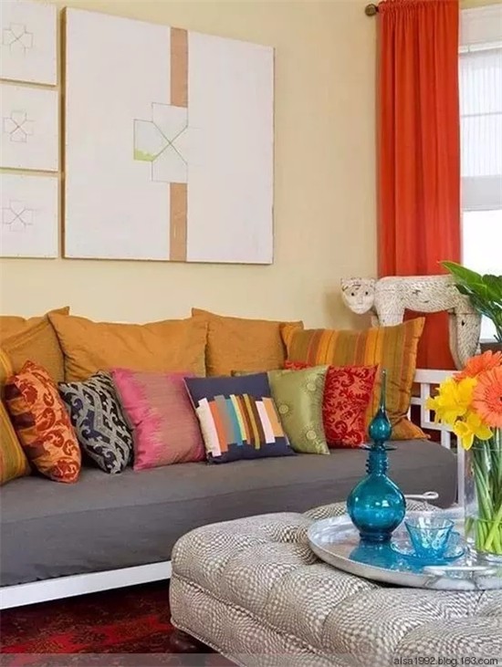 5种全新沙发墙配色方案让你心情美美哒