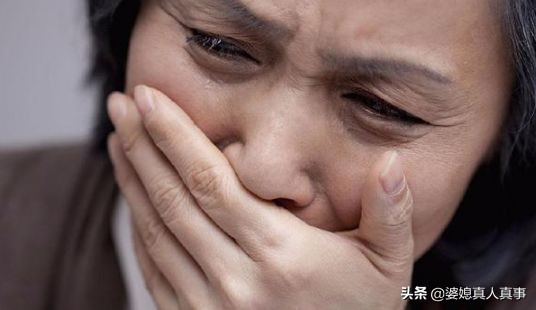 妻子怀孕丈夫陪伴体检,陪怀孕妻子检查遇到前男友