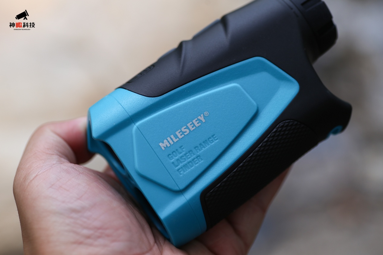 高尔夫球弹道补偿，泰格·伍兹不是梦PF230激光测距望远镜开箱