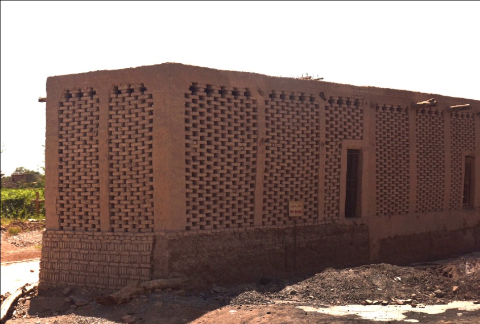 想吃葡萄一不留心掉海底了