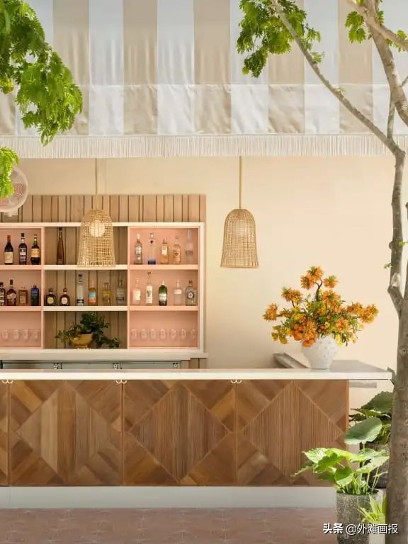 空间设计鬼才、色彩魔术师打造时髦酒店，开业就成热门打卡地