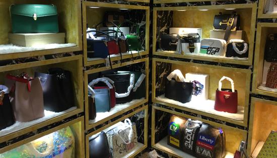 海外低价奢侈品代购真相,奢侈品包包代购造假黑幕曝光