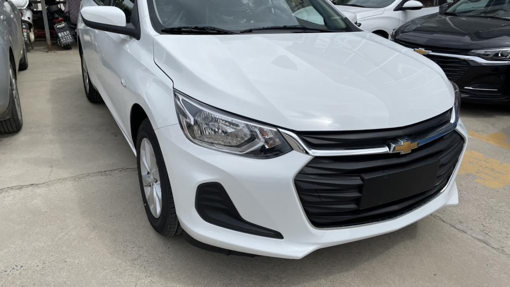 雪佛兰科沃兹测评2020款自动挡,雪佛兰科沃兹测评1.0