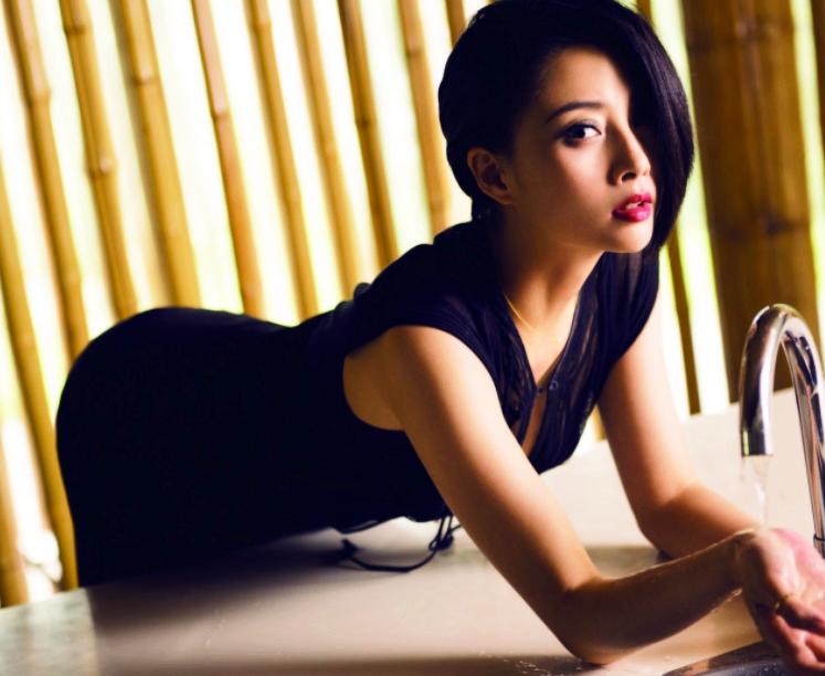 殷桃有多爱男明星,球员李金羽和演员殷桃是什么关系