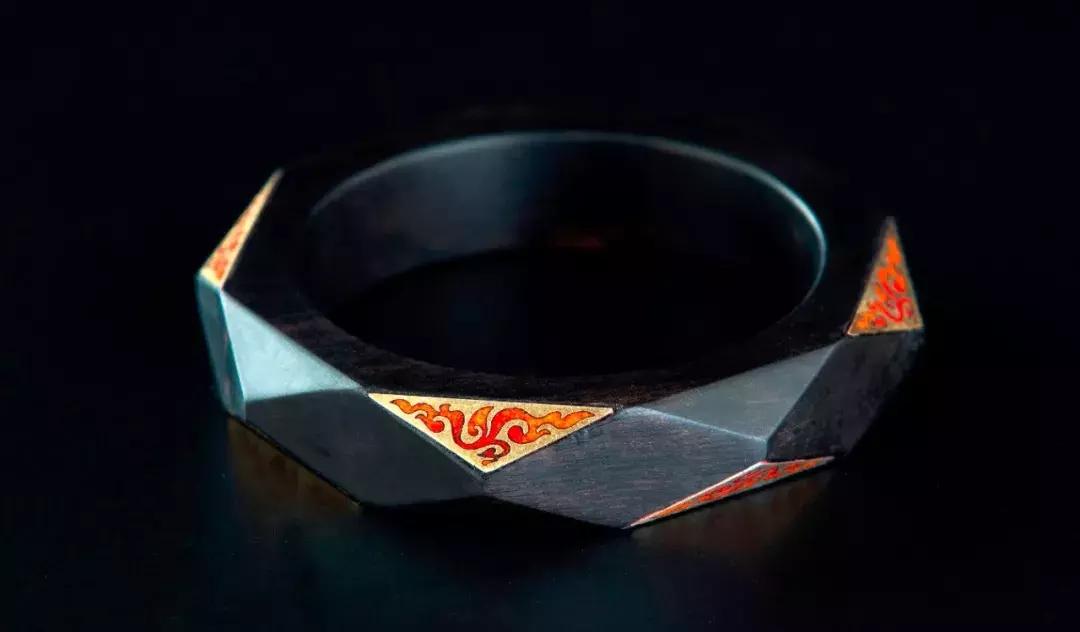 艺术首饰清单,工艺美术时期的首饰