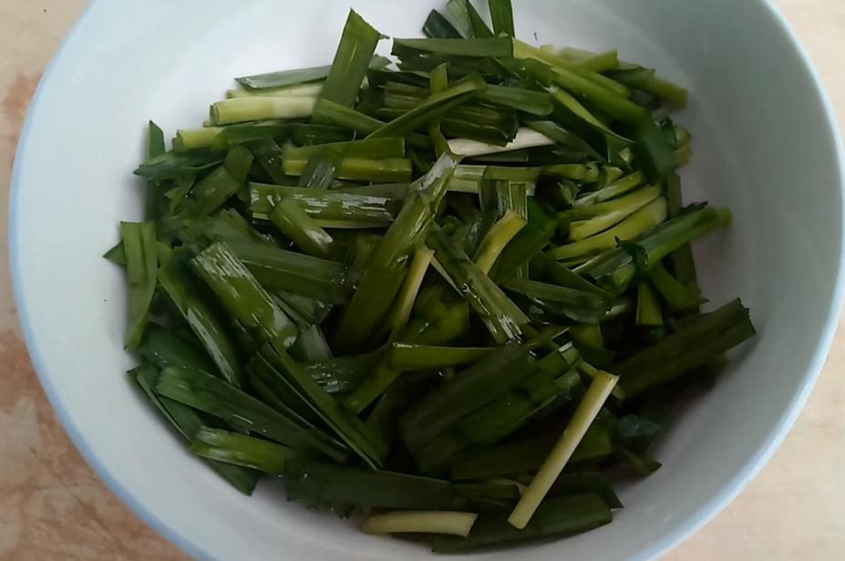 美食家常菜韭菜炒河虾太好吃了,精品菜谱韭菜炒河虾的做法