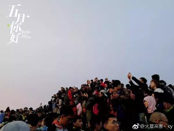 夜间拍照怎么拍出最美的照片,教你简单姿势拍出最美照片