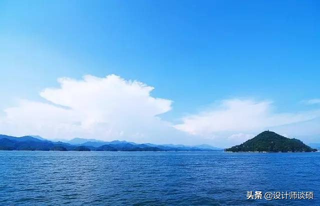 这个40岁大叔为钓鱼租下一座岛，改造破屋成海景房！