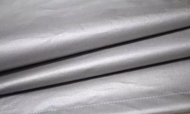 窗帘脏了不要拆洗,窗帘脏了一直没洗过很脏