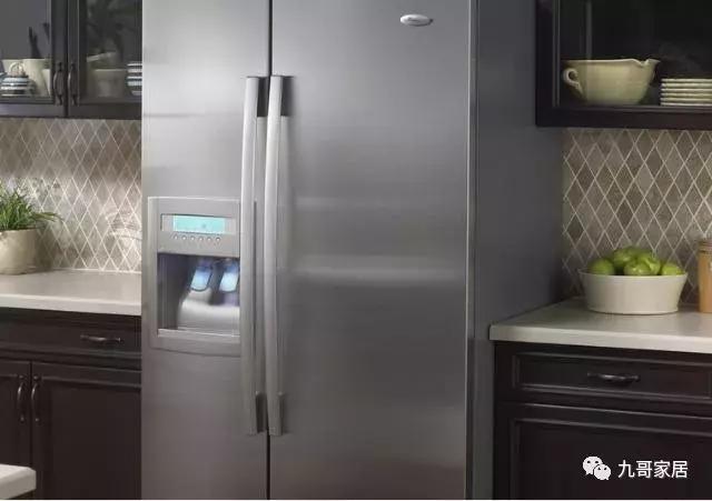 家用冰箱选单开门好还是双开门好,冰箱是单开门的好还是双开门的好