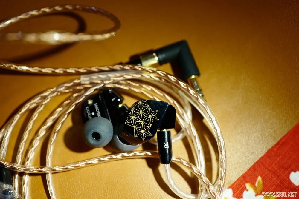 展商如何布展，才能让展位人气显得特别旺？成都国际耳机展大报道