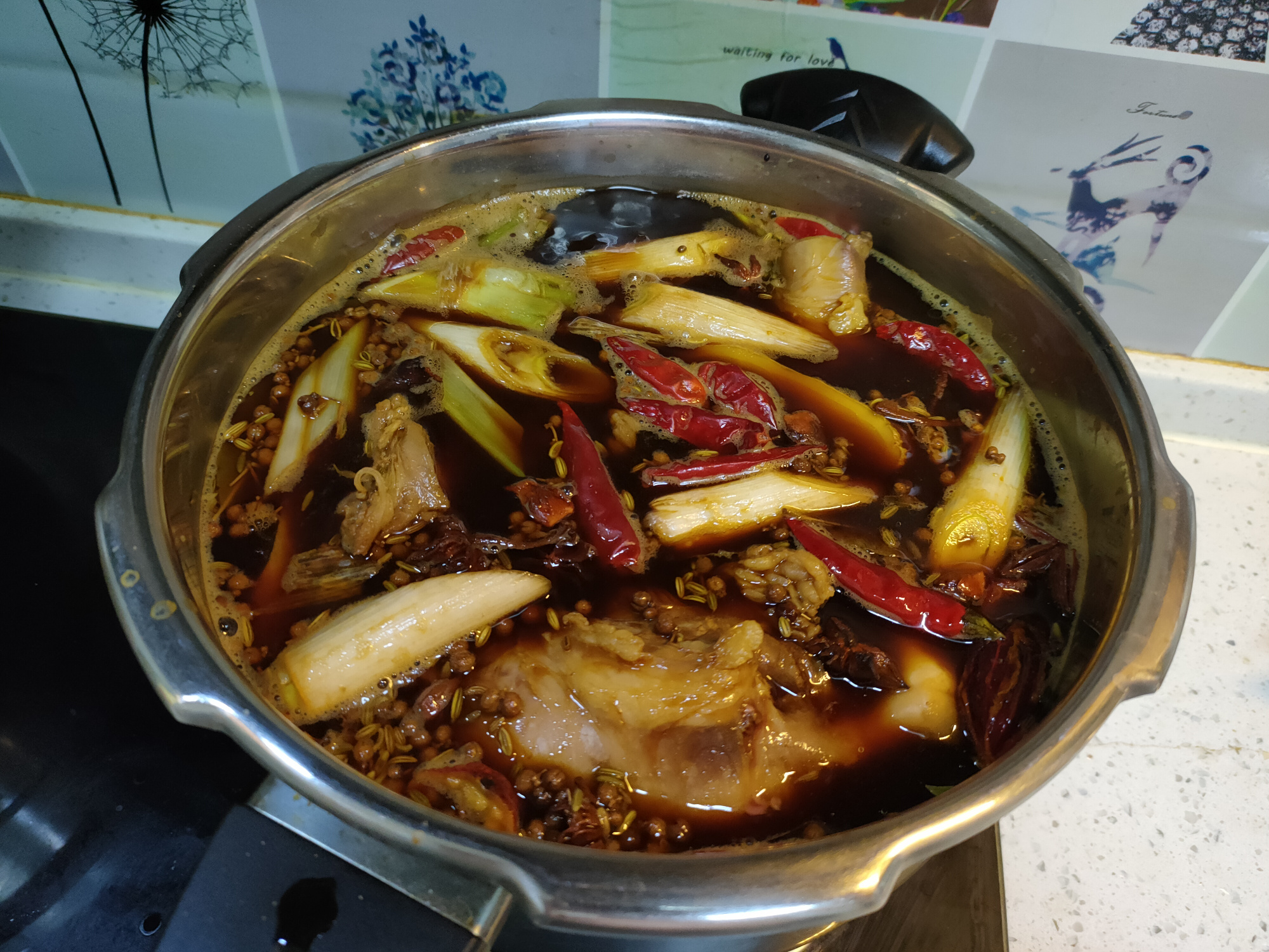 一锅就可以做出酱香浓郁的酱牛肉,酱牛肉怎样才能更好吃酱香浓郁