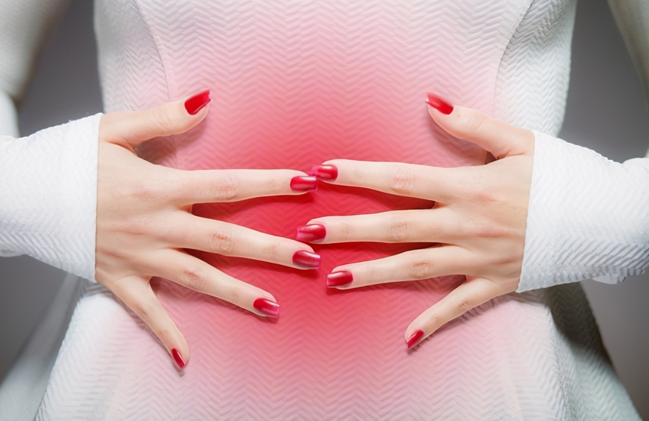 妇科恶性肿瘤严重威胁女性的健康，其发病与生殖道菌群的关系密切