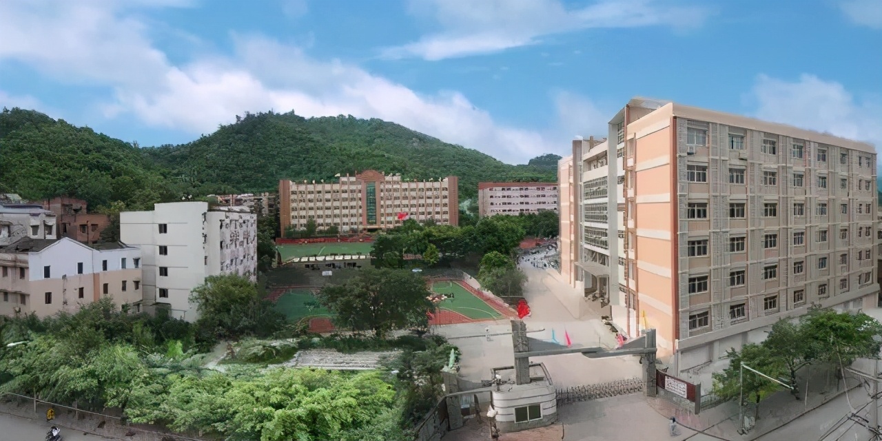 沙坪坝最好的中学校,沙坪坝区初中学校排名