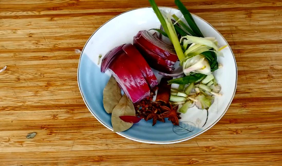 在家做麻辣烫试试这个方法,麻辣烫咋做才能做出麻辣的味道