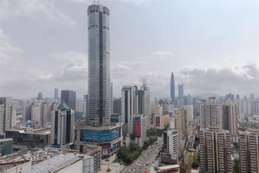 华强北凭什么掌握深圳经济命脉？小学文凭、背包客都月入数万