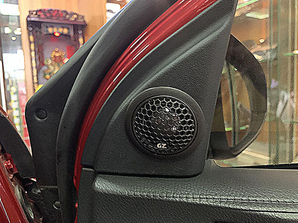 致炫音响高低音调节,致炫音响效果