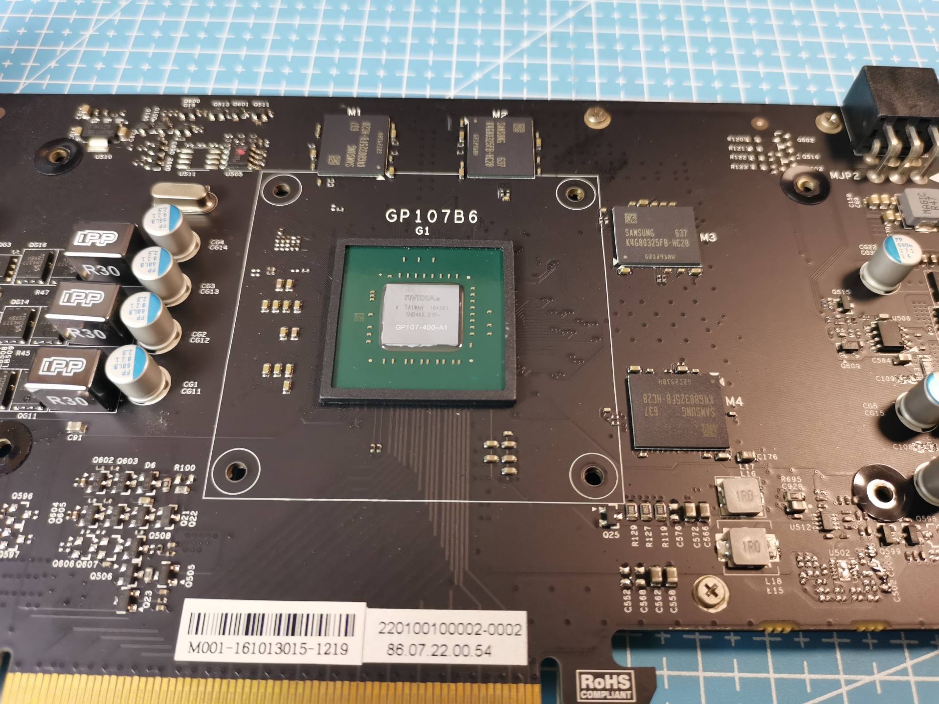 单风扇显卡换硅脂,显卡换风扇还是换硅脂好