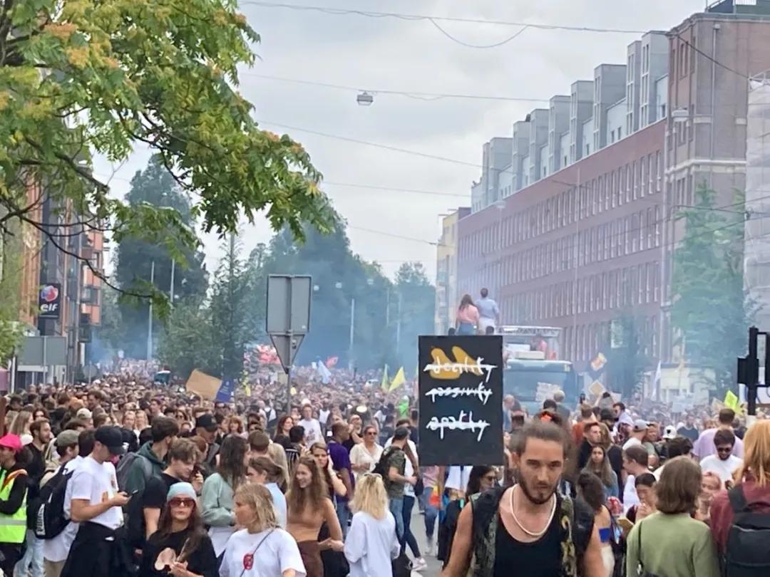 荷兰近期疫情管控措施是什么,荷兰取消防疫措施了吗