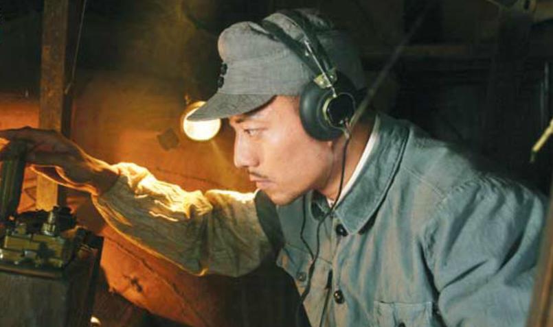 1948年毛主席遭精准轰炸，九死一生，一封电报让内鬼浮出水面