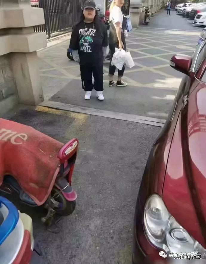 吴宣仪薇娅北京卫视,吴宣仪薇娅对比