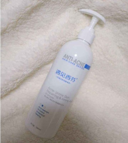 林志玲当众献吻黄渤,林志玲黄渤吻戏视频遭吐槽