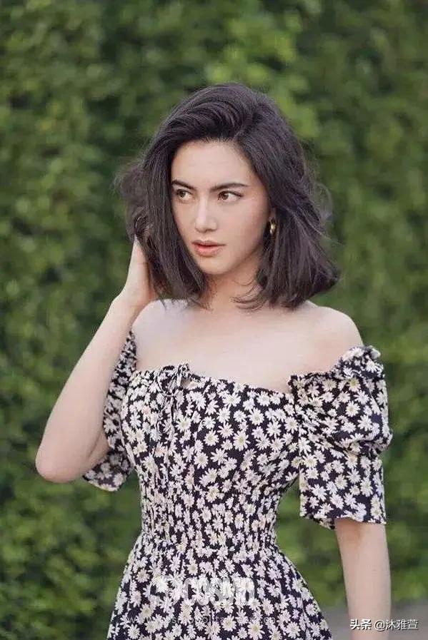 今年最火的法式穿搭,泰式女款穿搭