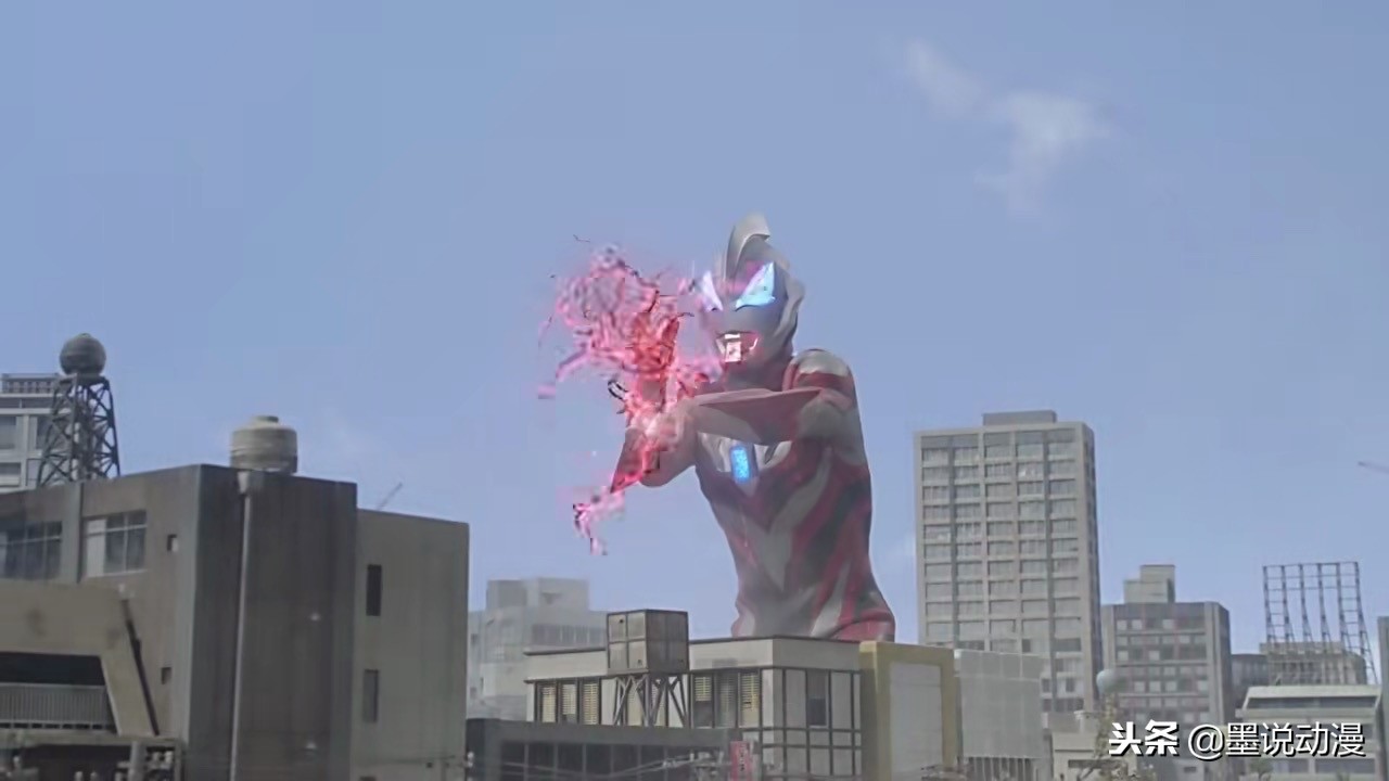 罗布奥特曼：其实罗布可以打败金古桥，只是他没用新属性罗布水晶