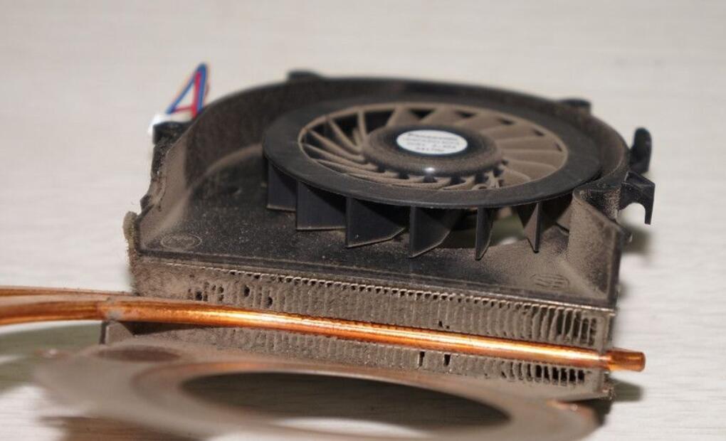 笔记本太卡重装系统,笔记本电脑重装系统后比原来还卡