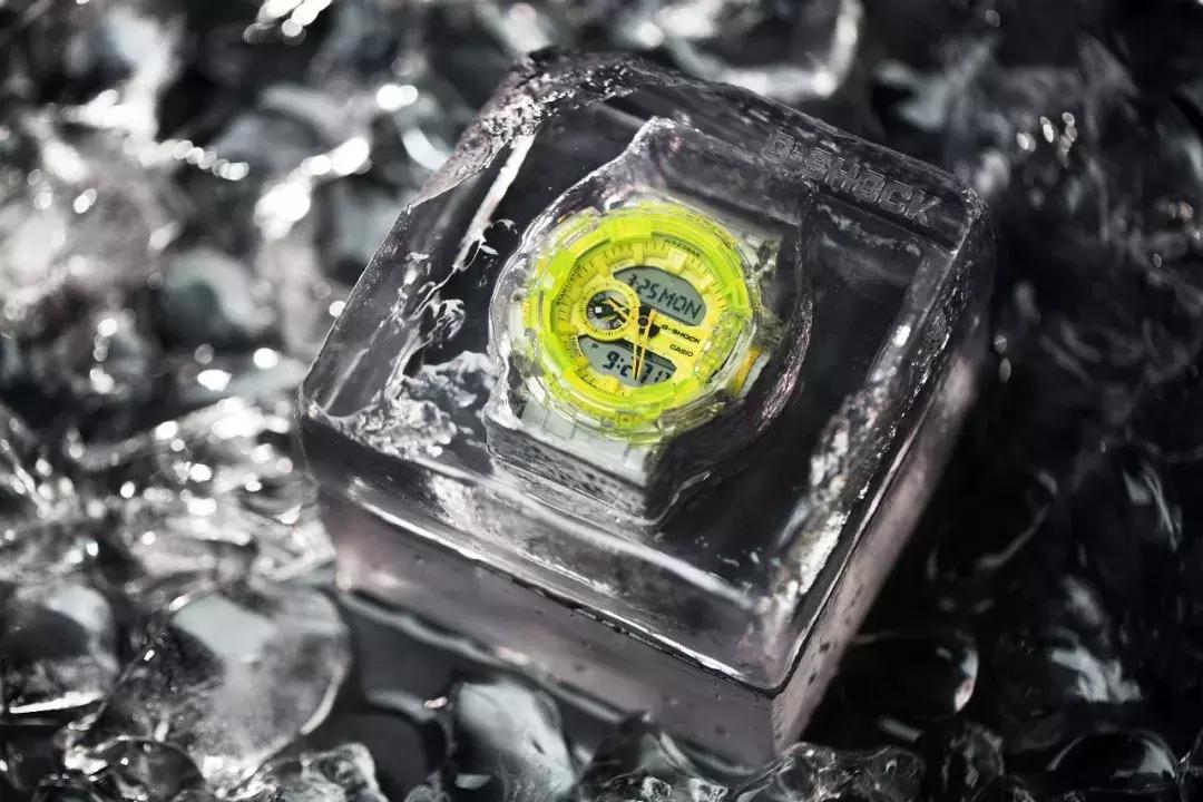 荷尔蒙最爆棚的手表,逆天荷尔蒙透明手表