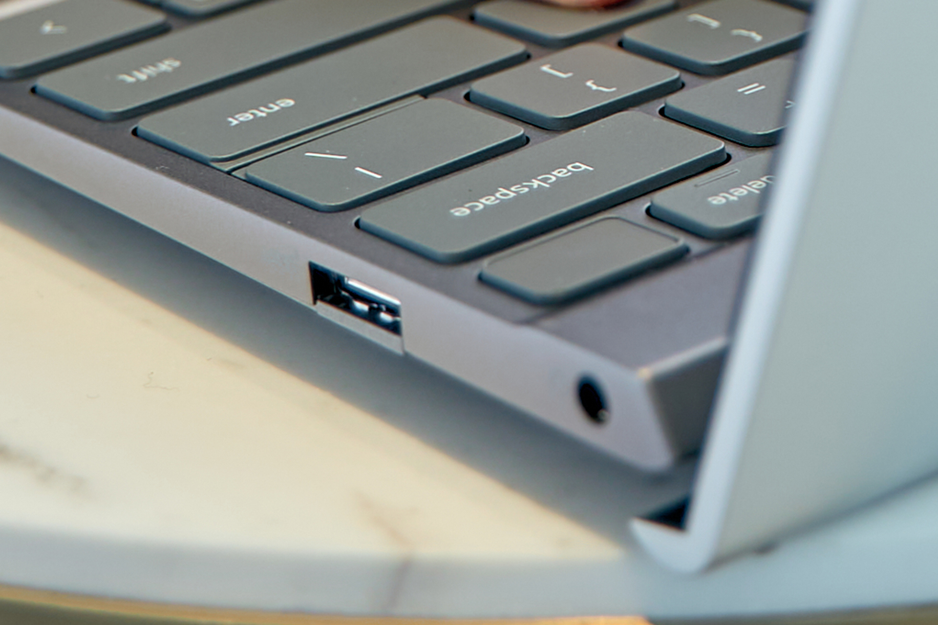 戴尔灵越13pro5310和5320的区别,戴尔灵越13pro和华为matebooke