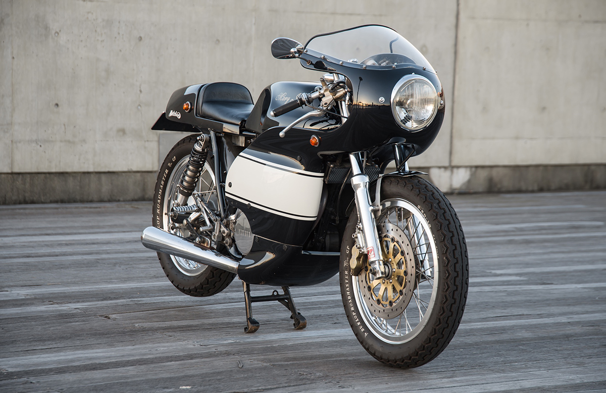 摩托车250双缸好还是单缸好,单缸摩托和双缸摩托车的优缺点