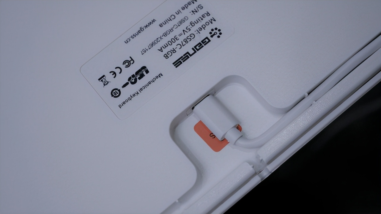 机械键盘推荐高斯gs104,高斯87c机械键盘玩游戏用什么轴