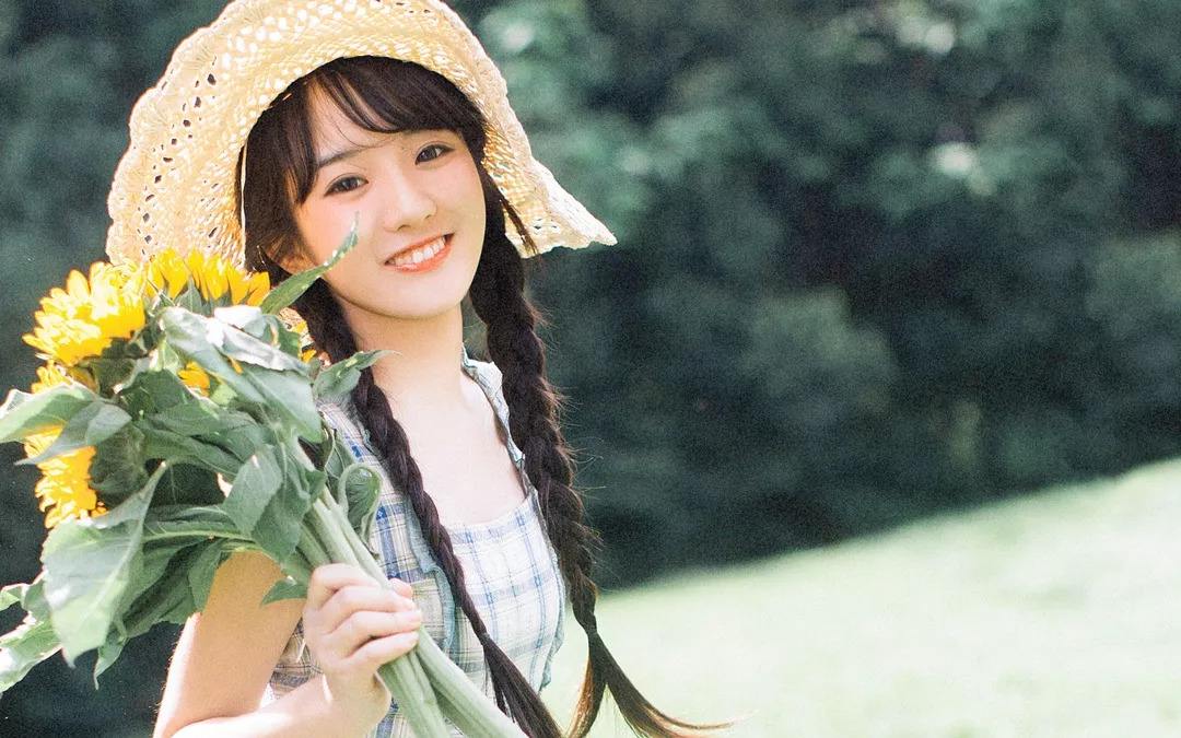 男朋友送我2千元的耳环,男朋友送我六十元耳环