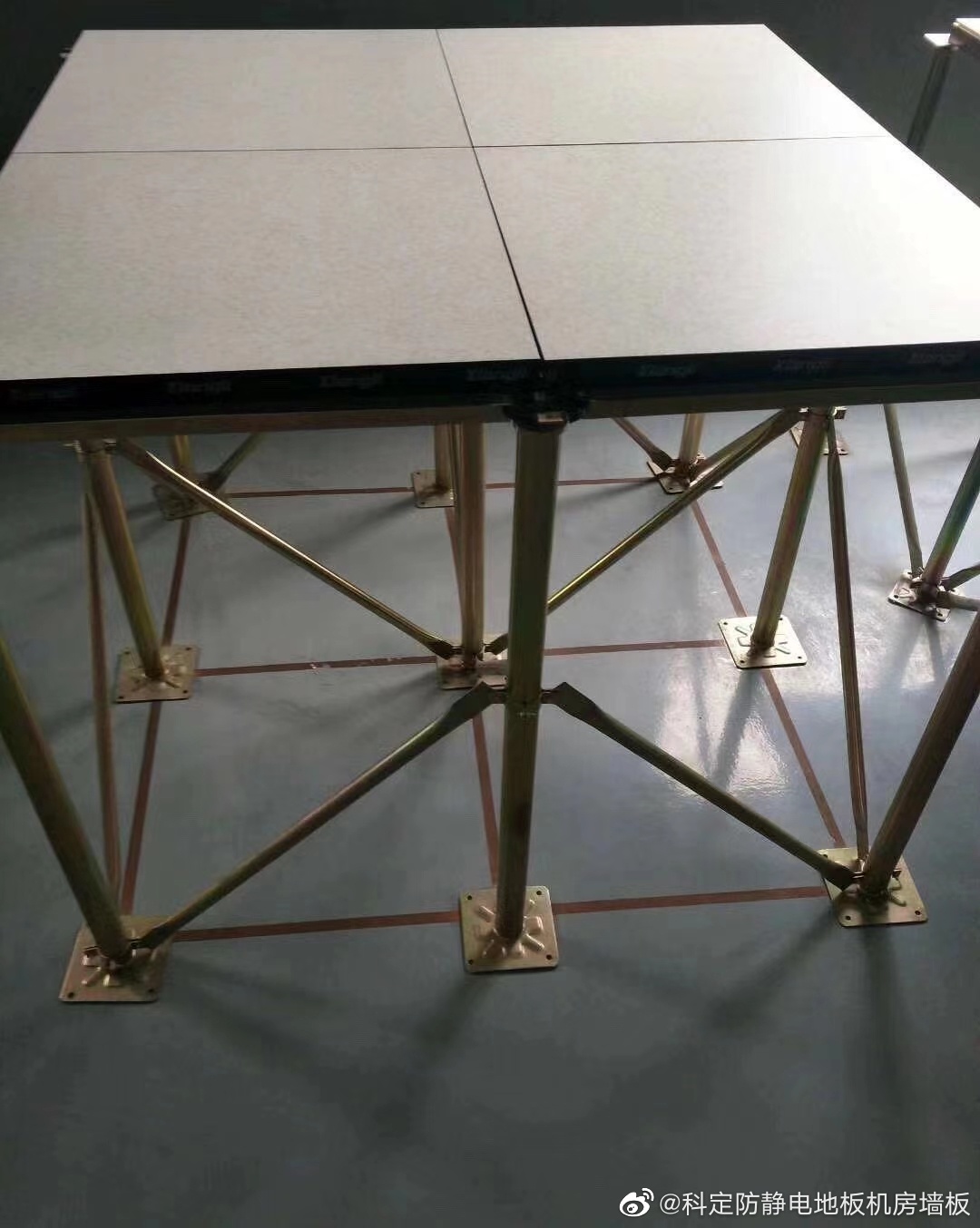 防静电地板多少钱一平,防静电地板