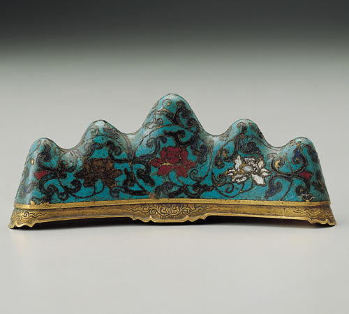 铜胎掐丝珐琅的俗名为景泰蓝,景泰蓝掐丝珐琅工艺制作材料