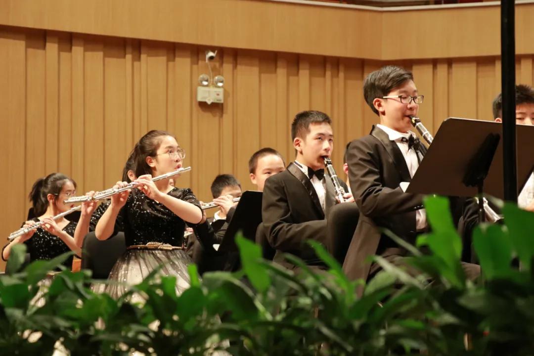 长沙南雅中学毕业生赵栩嘉，母校六年给她的……