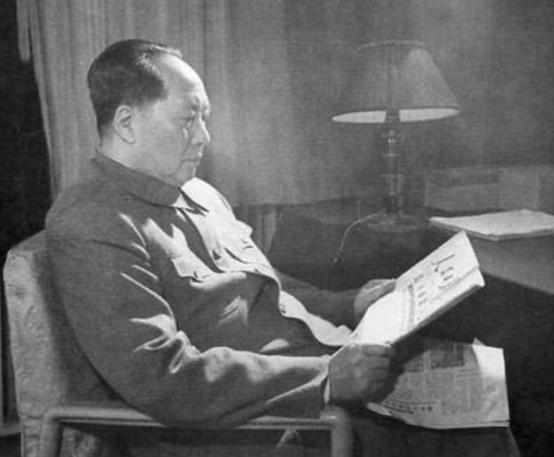 1950年高层贪官建小二楼，惹毛主席震怒，毛主席：拉出去枪毙