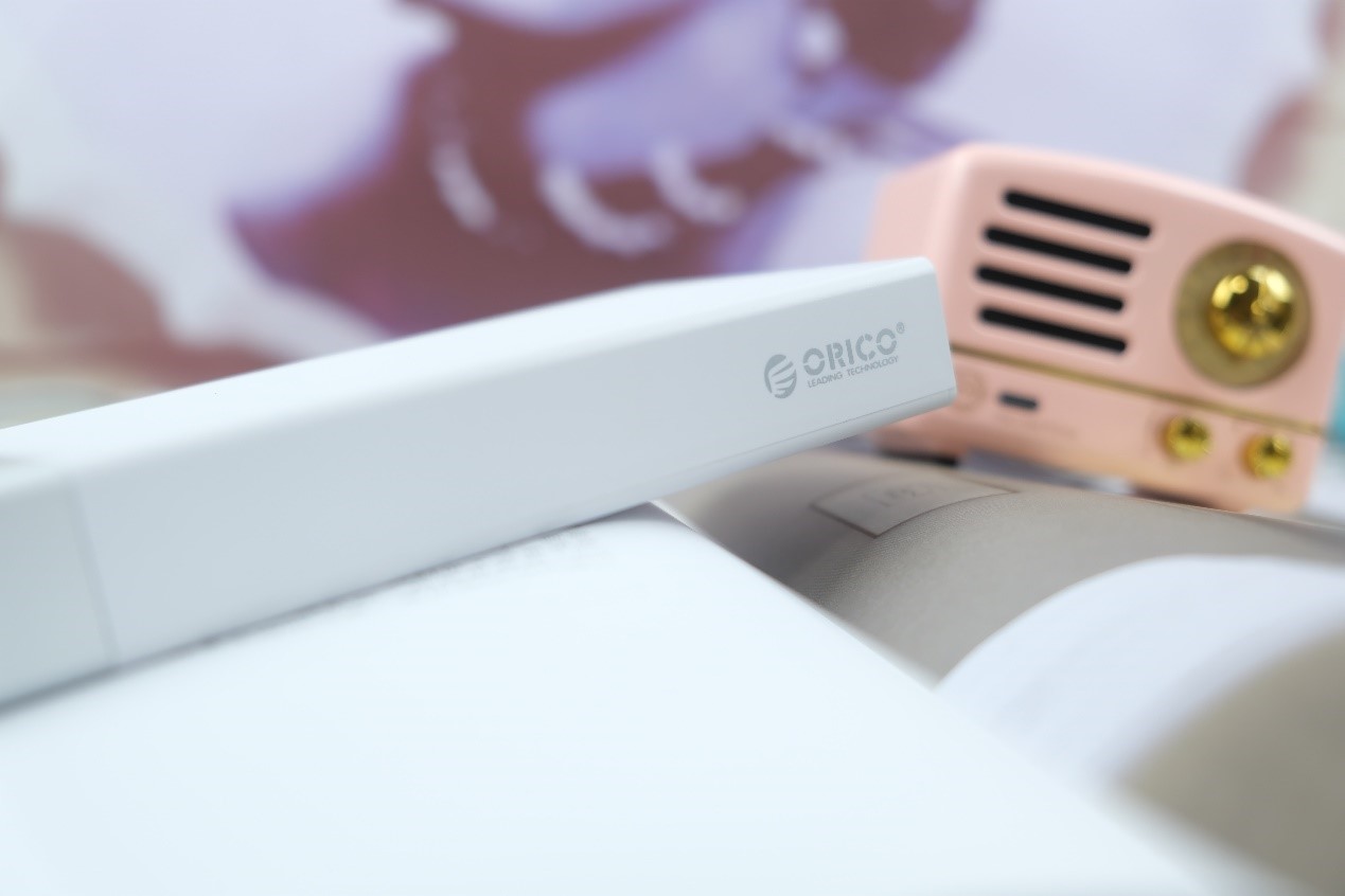 便携式电源用来充笔记本电脑,一款支持无线充电的移动电源