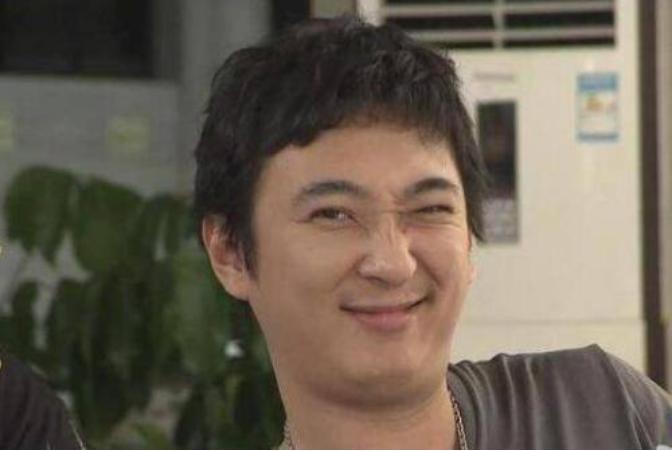 王思聪对郑恺的礼物,小葱秀郑恺送了什么给王思聪