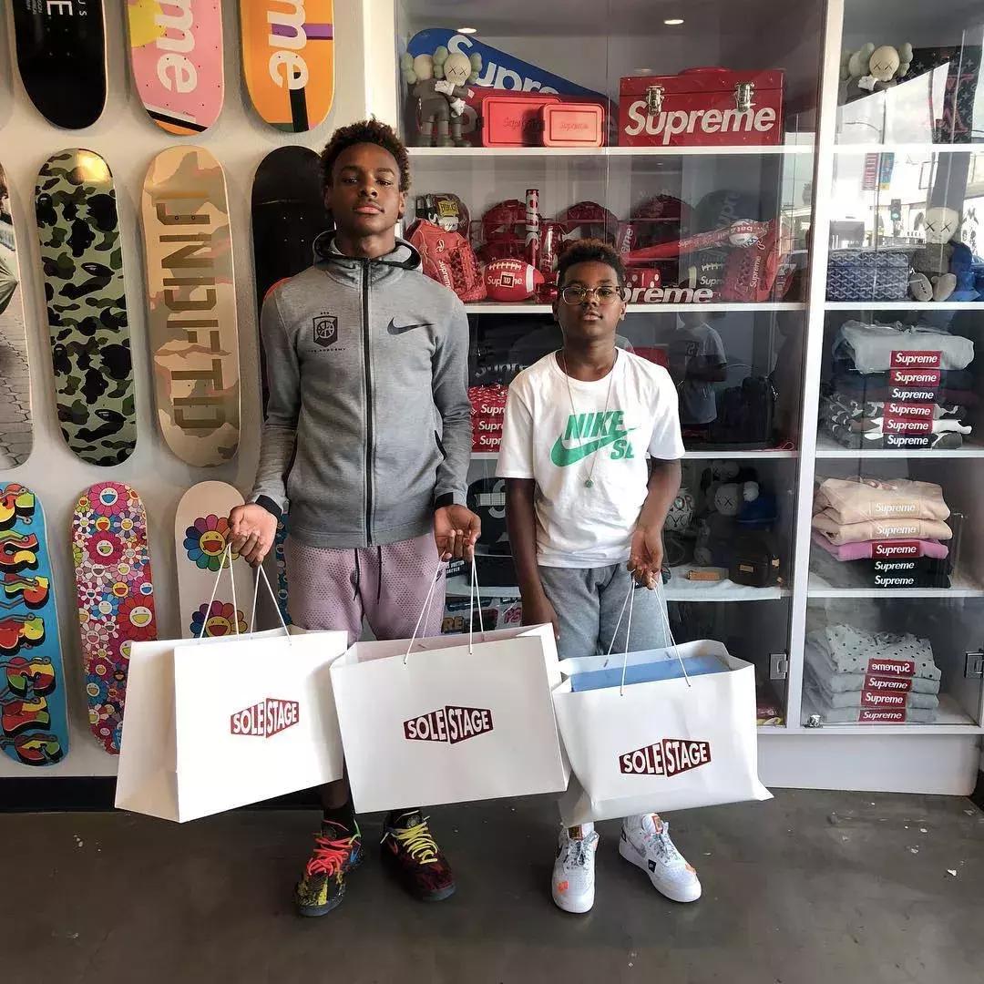 90后中国鞋王,中国90后在美国卖鞋